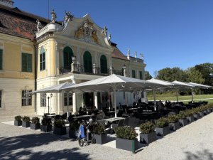 Klicken Sie hier, um das große Bild anzusehen: Golfclub Schloss Schönborn; Bildquelle: www.golf-treff.at