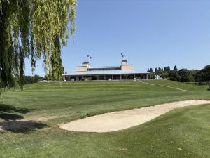 Klicken Sie hier, um das große Bild anzusehen: Golfclub Schloss Ebreichsorf; Bildquelle: www.golf-treff.at