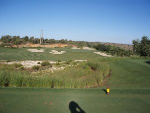 Klicken Sie hier, um das große Bild anzusehen: Amendoeira Golf Faldo Course; Bildquelle: www.golf-treff.at