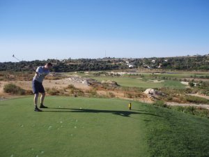 Klicken Sie hier, um das große Bild anzusehen: Amendoeira Golf Faldo Course; Bildquelle: www.golf-treff.at