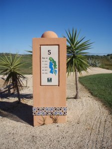 Klicken Sie hier, um das große Bild anzusehen: Amendoeira Golf Faldo Course; Bildquelle: www.golf-treff.at