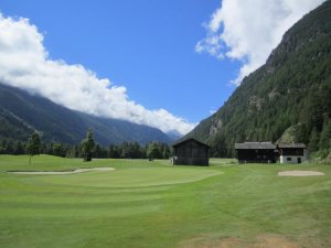 Klicken Sie hier, um das große Bild anzusehen: Golfclub Matterhorn Zermatt; Bildquelle: www.golf-treff.at