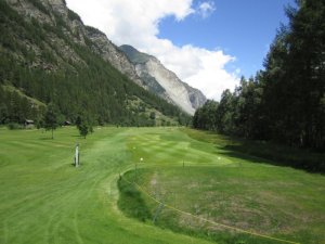 Klicken Sie hier, um das große Bild anzusehen: Golfclub Matterhorn Zermatt; Bildquelle: www.golf-treff.at