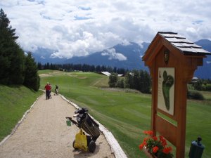 Klicken Sie hier, um das große Bild anzusehen: Golfclub Crans-sur-Sierre; Bildquelle: www.golf-treff.at