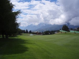 Klicken Sie hier, um das große Bild anzusehen: Golfclub Crans-sur-Sierre; Bildquelle: www.golf-treff.at