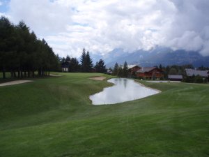 Klicken Sie hier, um das große Bild anzusehen: Golfclub Crans-sur-Sierre; Bildquelle: www.golf-treff.at