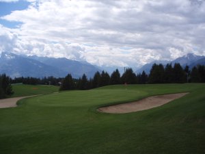 Klicken Sie hier, um das große Bild anzusehen: Golfclub Crans-sur-Sierre; Bildquelle: www.golf-treff.at