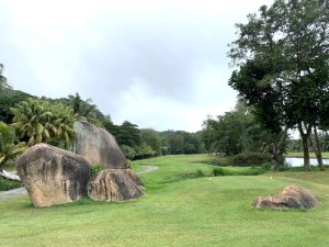 Klicken Sie hier, um das große Bild anzusehen: Lemuria Golf Praslin Seychellen; Bildquelle: www.golf-treff.at