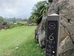 Klicken Sie hier, um das große Bild anzusehen: Lemuria Golf Praslin Seychellen; Bildquelle: www.golf-treff.at