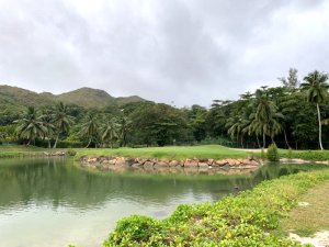 Klicken Sie hier, um das große Bild anzusehen: Lemuria Golf Praslin Seychellen; Bildquelle: www.golf-treff.at