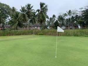 Klicken Sie hier, um das große Bild anzusehen: Lemuria Golf Praslin Seychellen; Bildquelle: www.golf-treff.at