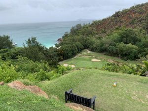 Klicken Sie hier, um das große Bild anzusehen: Lemuria Golf Praslin Seychellen; Bildquelle: www.golf-treff.at