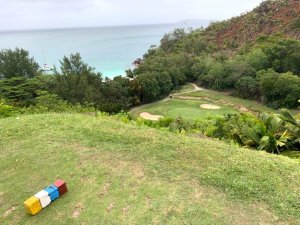 Klicken Sie hier, um das große Bild anzusehen: Lemuria Golf Praslin Seychellen; Bildquelle: www.golf-treff.at