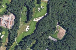 Klicken Sie hier, um das große Bild anzusehen: Bethpage Black Course; Bildquelle: Google Maps