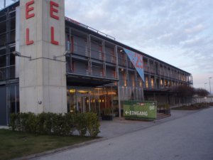 Klicken Sie hier, um das große Bild anzusehen: Arena Nova Indoor Golf; Bildquelle: golf-treff.at